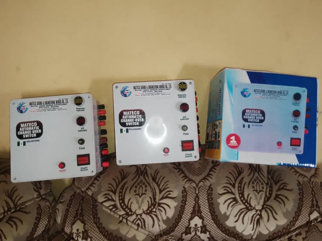 AUTOMATIC CHANGE OVER SWITCH